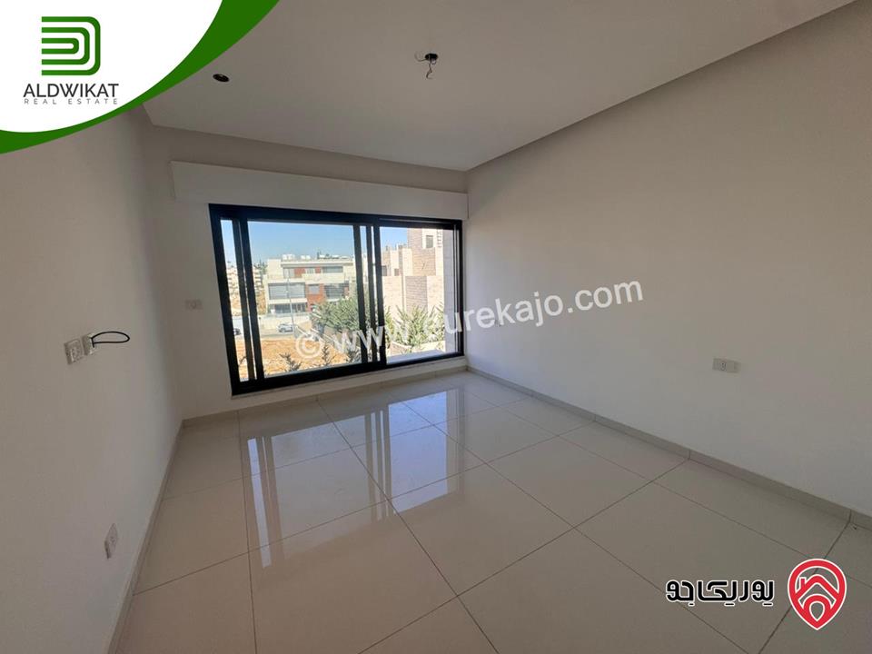 فيلا متلاصقة للبيع في عمان - عبدون مساحة الارض 400م ومساحة البناء 500م موقع مميز