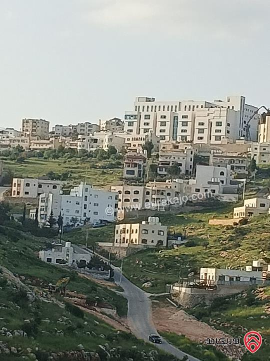 قطعة ارض سكنية مساحة 1 دونم و 145م للبيع في السلط