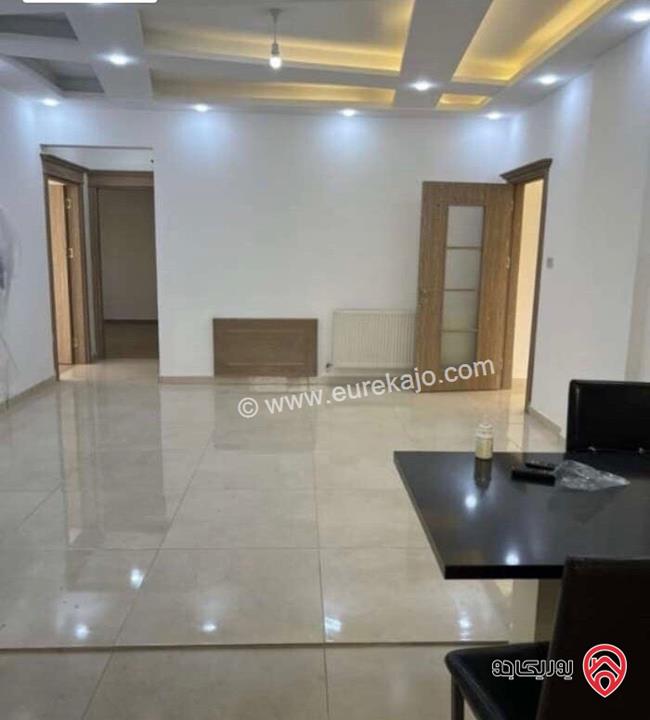 شقة ارضية مساحة 240م للايجار في عمان - خلدا