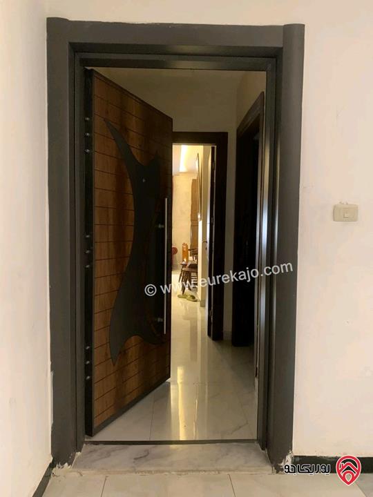 شقة شبه أرضية مساحة 187م داخلي و 145م خارجي للبيع في عمان - ضاحية الرشيد