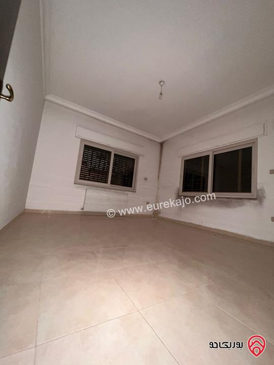 شقة شبه أرضية مساحة 190م للايجار في عمان - خلدا