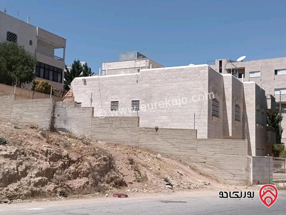 فيلا مميزة مساحة 510م على أرض 700م للبيع في عمان - دابوق الرحمانية