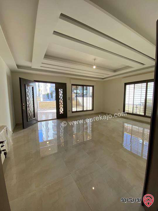 شقق طابق ارضي مساحة 200م و طابق ثالث دوبلكس مساحة 260م للبيع في عمان - خلدا 