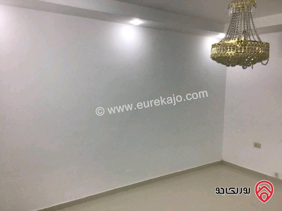 رووف طابق ثاني فني مساحة 330م للبيع في اربد - الحصن