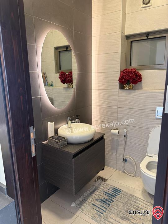 شقة فاخرة مساحة 200م طابق ثالث للبيع في عمان - خلدا العوجانيه