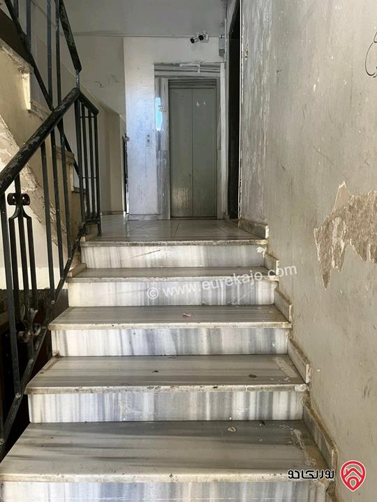 شقة طابق أرضي مساحتها 100م للبيع في عمان - ماركا الجنوبية إسكان الفردوس 