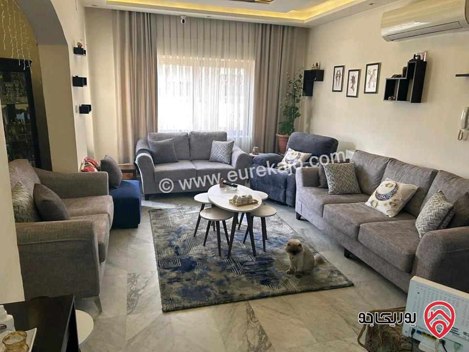 شقة مساحة 185م طابق رابع للبيع مفروشة في عمان - الشميساني قرب فندق برادايس مجددة بالكامل 