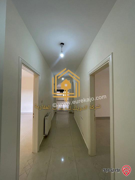 شقة فارغة مساحة 200م طابق أول للإيجار في عمان - خلدا 