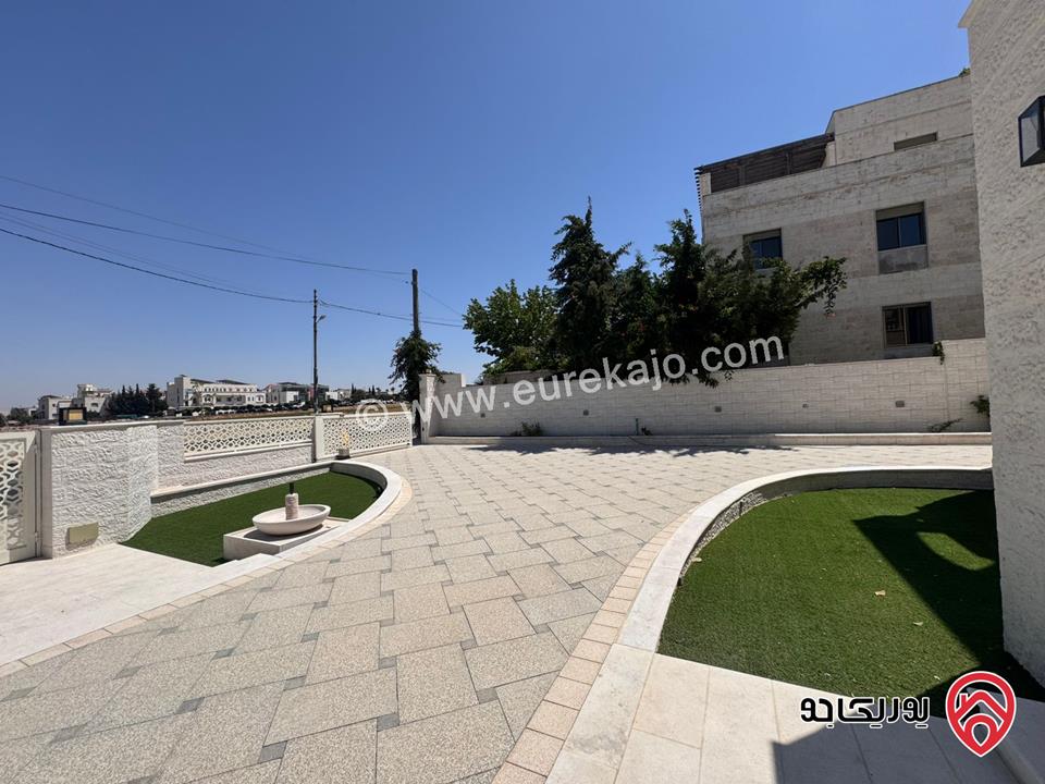 فيلا مستقلة للبيع في عمان - عبدون مساحة الارض 1350 م والبناء 1000م ، الحديقة 400م ، الترس 200م بالقرب من السفارة الامريكية موقع مميز 