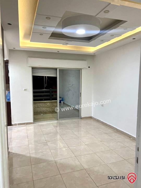 شقة مميزة طابق أول مساحة 135م للبيع في عمان - ابو علندا 