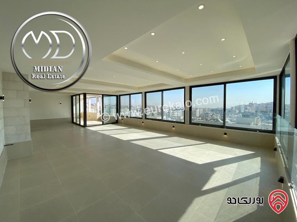 شقة دوبلكس جديدة طابق اخير مع روف للبيع في عمان - الرابية مساحة 270م مع تراسات تشطيبات و ديكورات فاخرة اطلالة جميلة