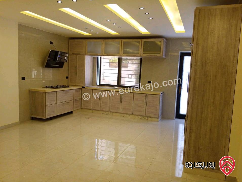 شقة سوبر ديلوكس أرضية مساحة 170م داخلي و 110م خارجي للايجار في عمان - البنيات 