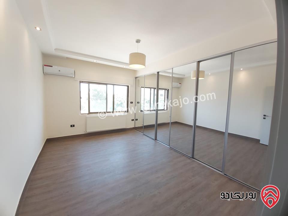 شقة دوبلكس مميزة مساحة 352م طابق أول للبيع في عمان - عبدون