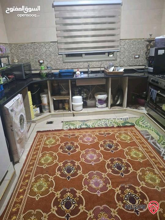 بيت عمار جديد تشطيب سوبر ديلوكس مساحة 195م على أرض 723م للبيع في المفرق الحي الجنوبي