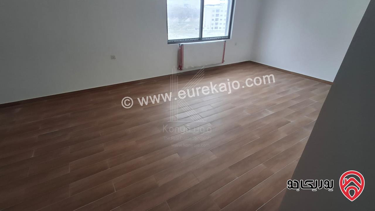 شقة مميزة طابق أول مساحة 180م للبيع في عمان - دير غبار / حي السهل