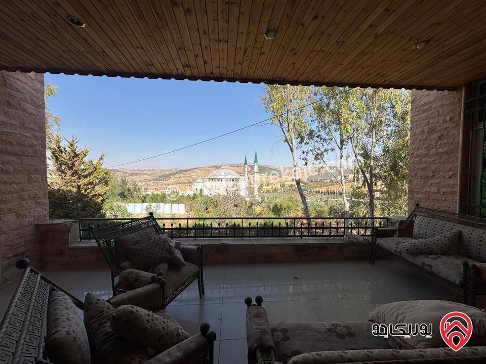 مزرعة مساحة الأرض 4 دونم والبناء 200م للبيع في البلقاء - منطقة تل الرمان 