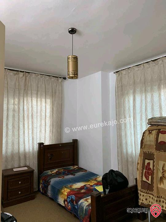 شقة طابق اول فنيمساحة 126م للبيع في اربد بالقرب من دوار الدرة