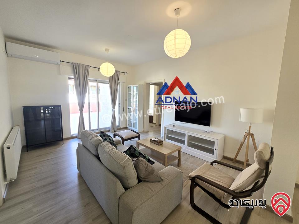 رووف طابقي فخم مساحة 220م داخلي و 200م خارجي للايجار المفروش السنوي في عمان - عبدون