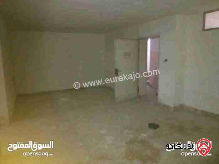 شقة تسوية بحاجة لصيانة مساحة 168م للبيع في عمان - جبل الحسين، شارع صفد 