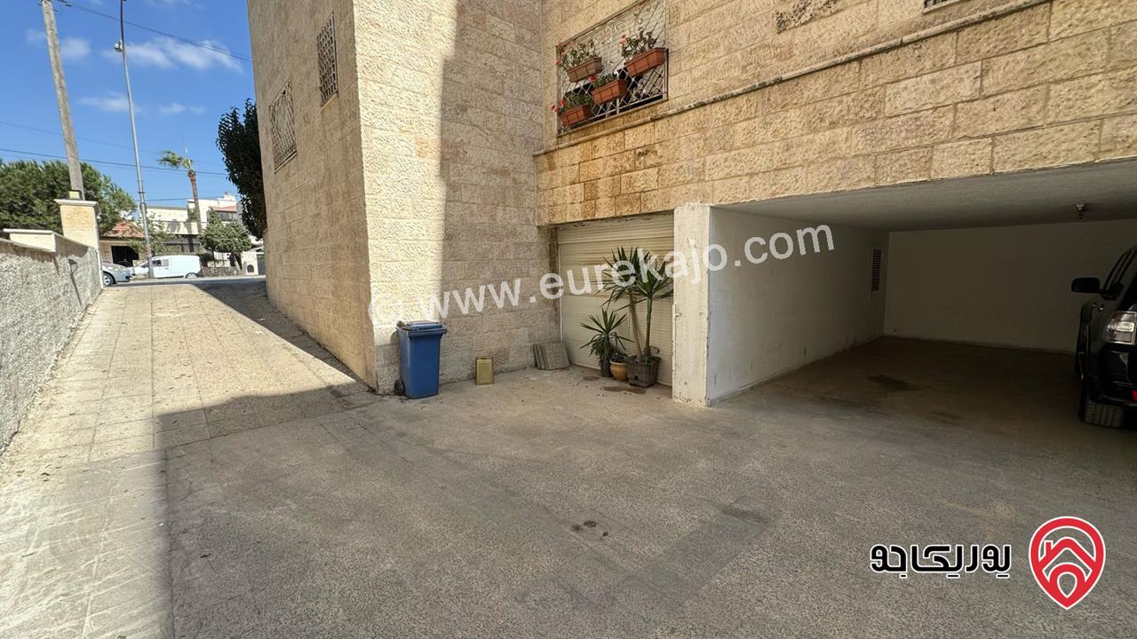 شقة مساحة 235م طابق ثاني للبيع في عمان - دير غبار 