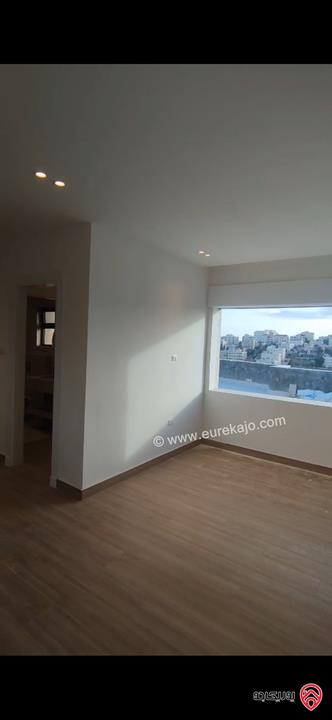 شقة طابق ثالث دوبلكس مساحة 300م للبيع في عمان - شفا بدران 