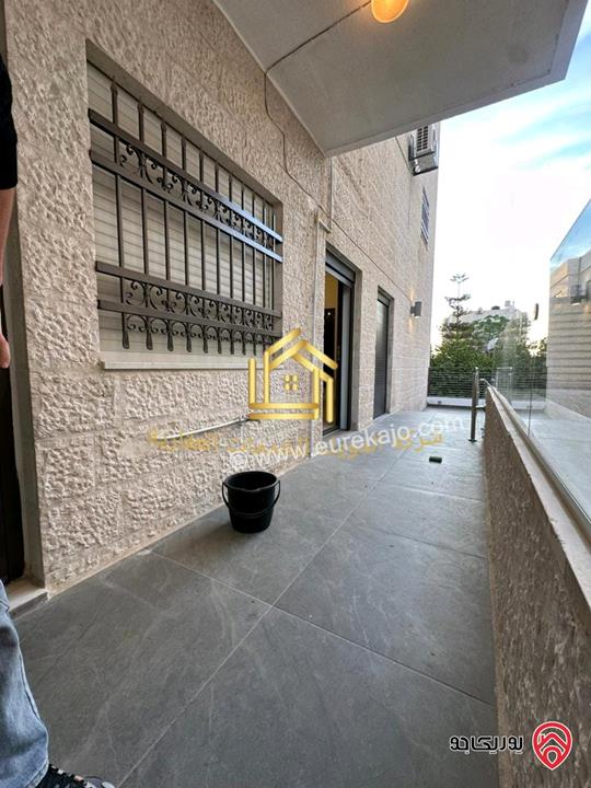 شقة دوبلكس مساحة 270م داخلي و 180م خارجي للإيجار في عمان - الصويفية