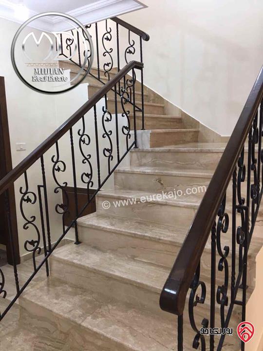 فيلا جديدة فارغة للايجار في عمان - الظهير مساحة 600م تشطيبات و ديكورات سوبر ديلوكس اطلالة جميلة بسعر مميز