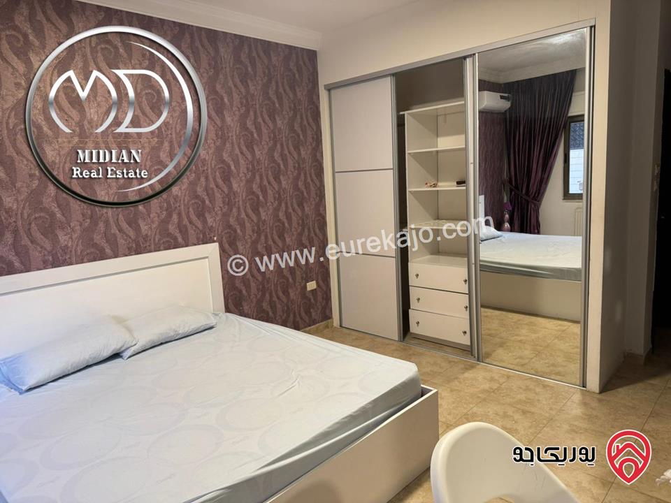 شقة مفروشة فاخرة للايجار في عمان - ام السماق مساحة 200م طابق اول تشطيبات و ديكورات فندقية اطلالة جميلة