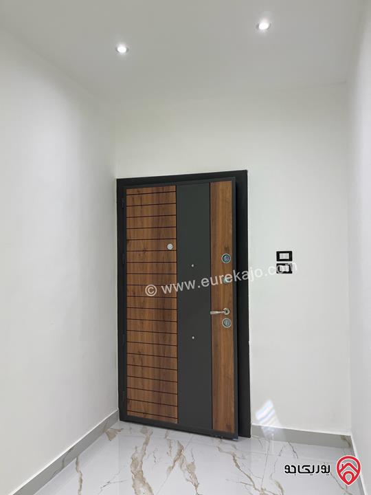 شقة شبه أرضية مساحة 100م للبيع في عمان - طبربور 