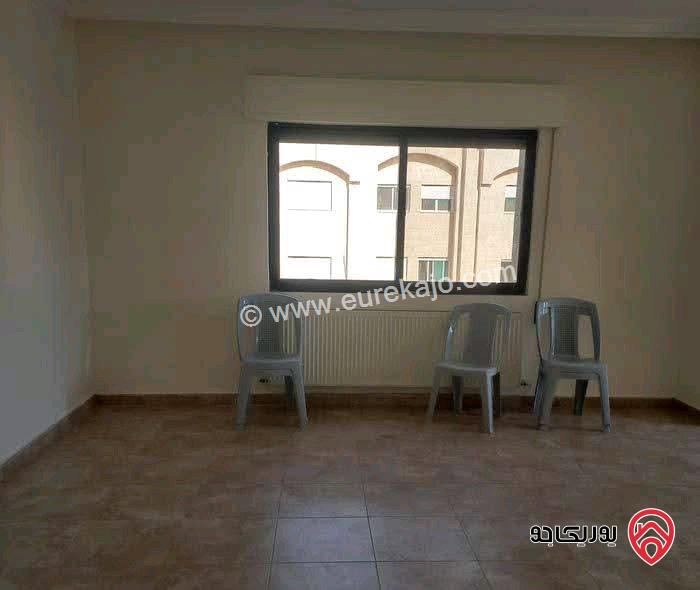 شقة فارغة طابق ثالث مساحة 165م للايجار في عمان - خلدا