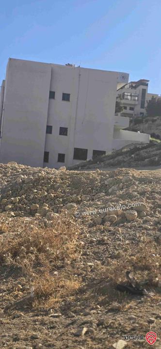 مبنى تجاري مركزي على أرض 330م للبيع في عمان - الجبيهة