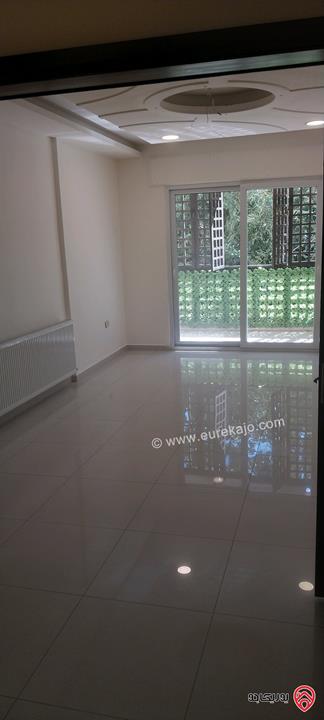 شقة طابق أول فني مساحة 150م للايجار في اربد - كومباوند الأمعري خلف الراهبات 