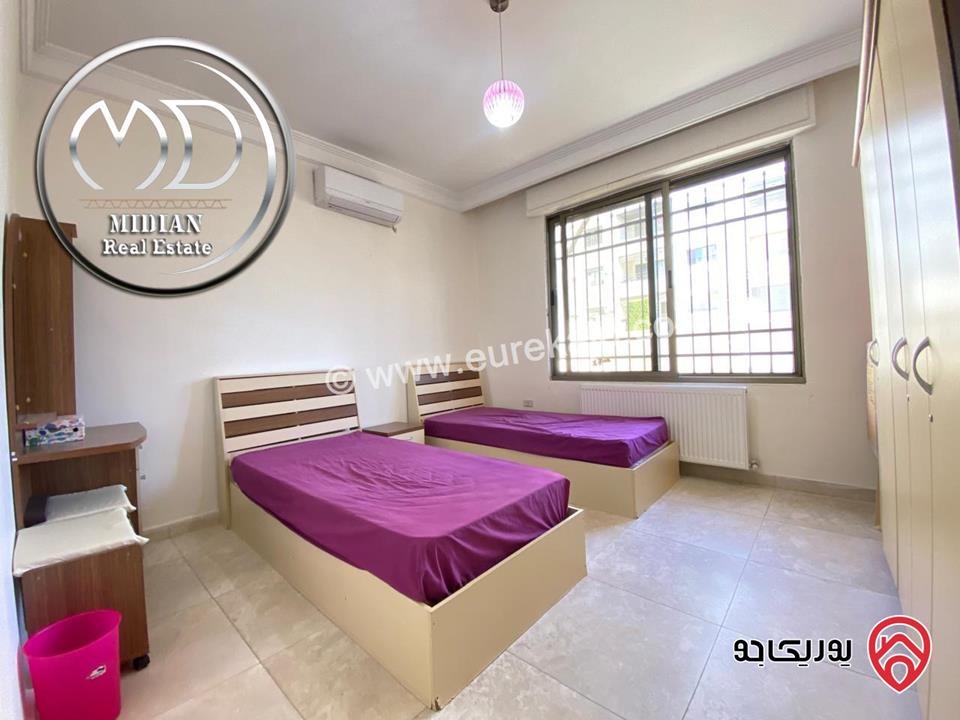 شقة شبه ارضي للبيع في عمان - خلدا العوجانية مساحة 200م مع تراسات و حدائق سوبر ديلوكس بسعر مميز