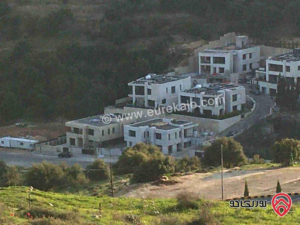 قطعة أرض مساحة 1106م على 3 شوارع للبيع في عمان - دابوق 