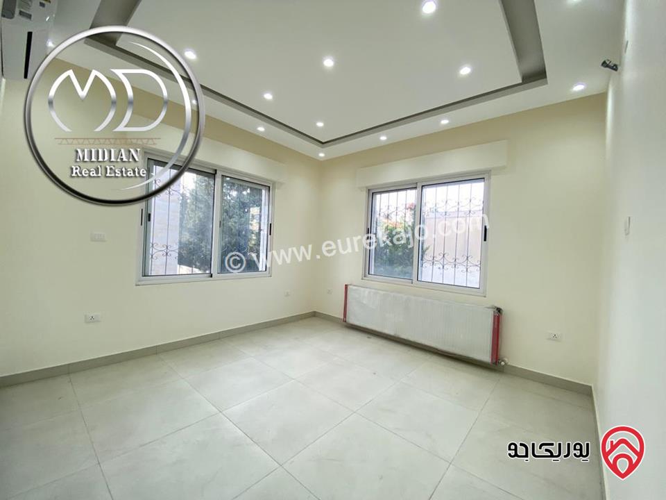 شقق فارغة للايجار في عمان - الرابية مساحات 180م تشطيبات و ديكورات عصرية فاخرة اطلالة جميلة بسعر مميز