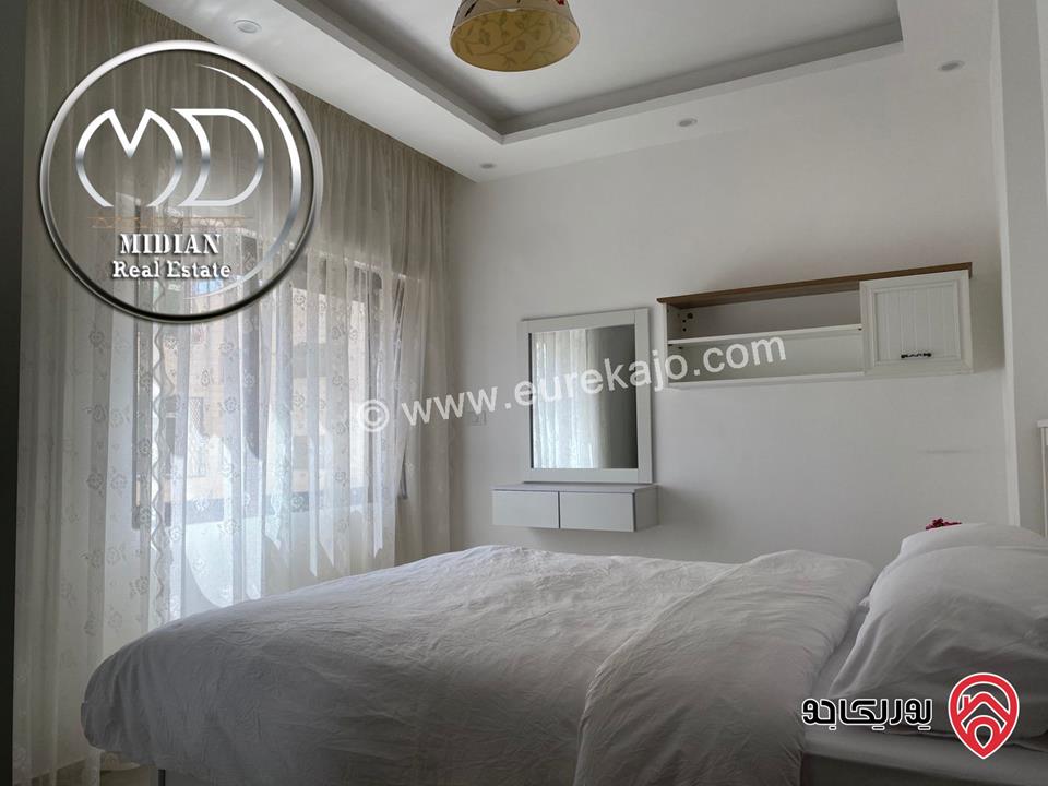 شقة مفروشة للايجار في عمان - الجندويل مساحة 130م طابق اول تشطيبات و ديكورات فندقية فاخرة اطلالة جميلة