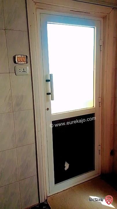 شقة طابق ثاني مساحة 150م للايجار في اربد شارع القدس حي النصر