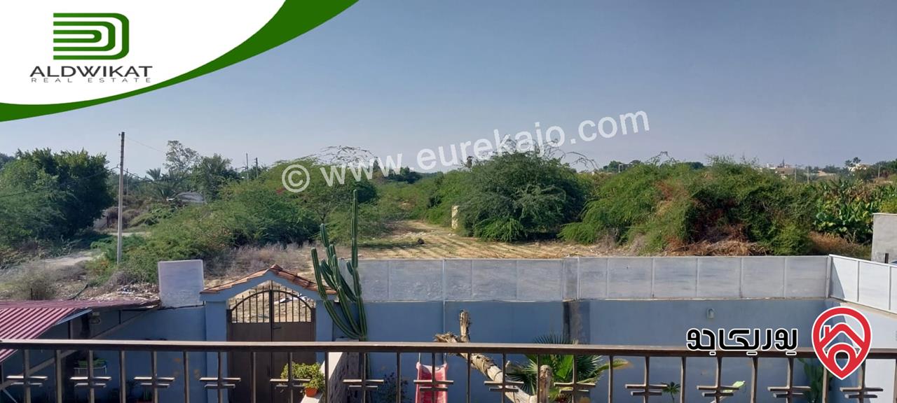 شاليه مميز مساحة البناء 180م على أرض 1300م للبيع في الغور الشونة الجنوبية
