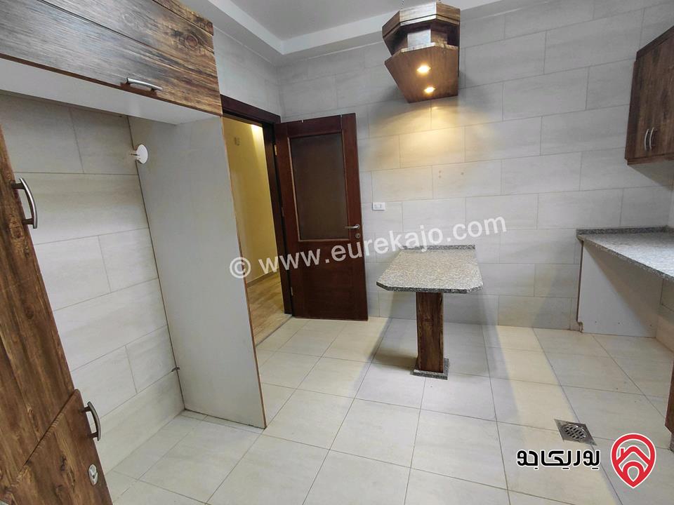 شقة مساحة 140م فارغة للايجار في عمان - الرابية