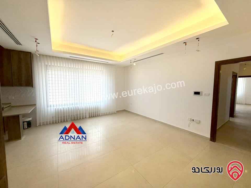 شقة دوبلكس (طابق اخير مع رووف) مساحة 250م للإيجار في عمان - ضاحية الامير راشد