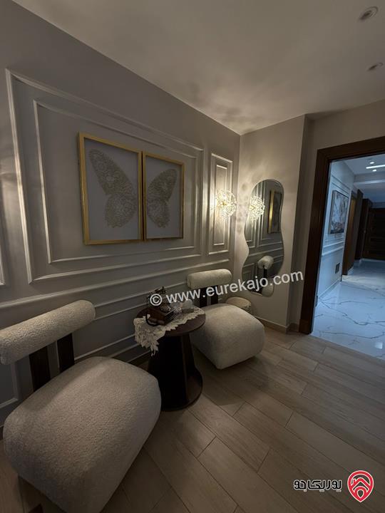 شقة شبه ارضية مساحة 210م داخلي و 180م خارجي لم تسكن للايجار مفروشة في عمان - خلدا