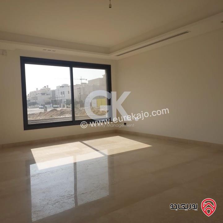 شقة مساحة 290م طابق أول للبيع في عمان - الظهير