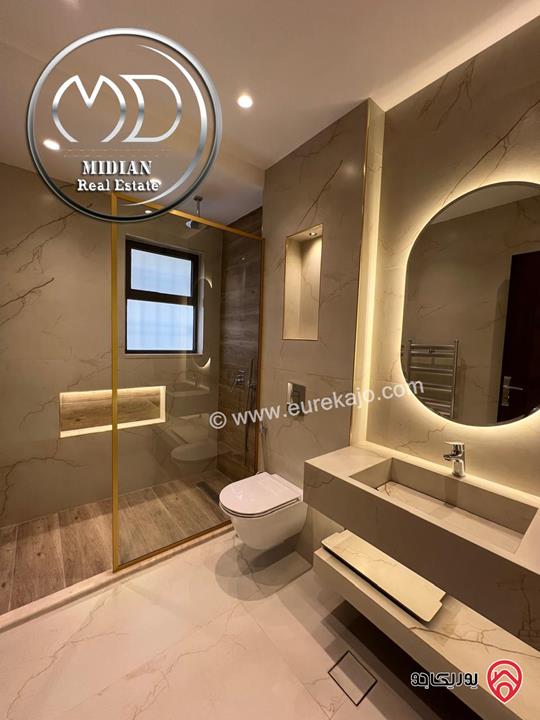 شقق أرضي وشبه أرضي للبيع في عمان - حي الصحابة مساحات 240م مع تراسات و حدائق تشطيبات عصرية فاخرة جديدة لم تسكن