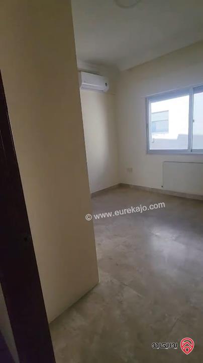 شقة طابق ثاني مساحة 200م للايجار في عمان - دير غبار قرب زيت وزعتر 