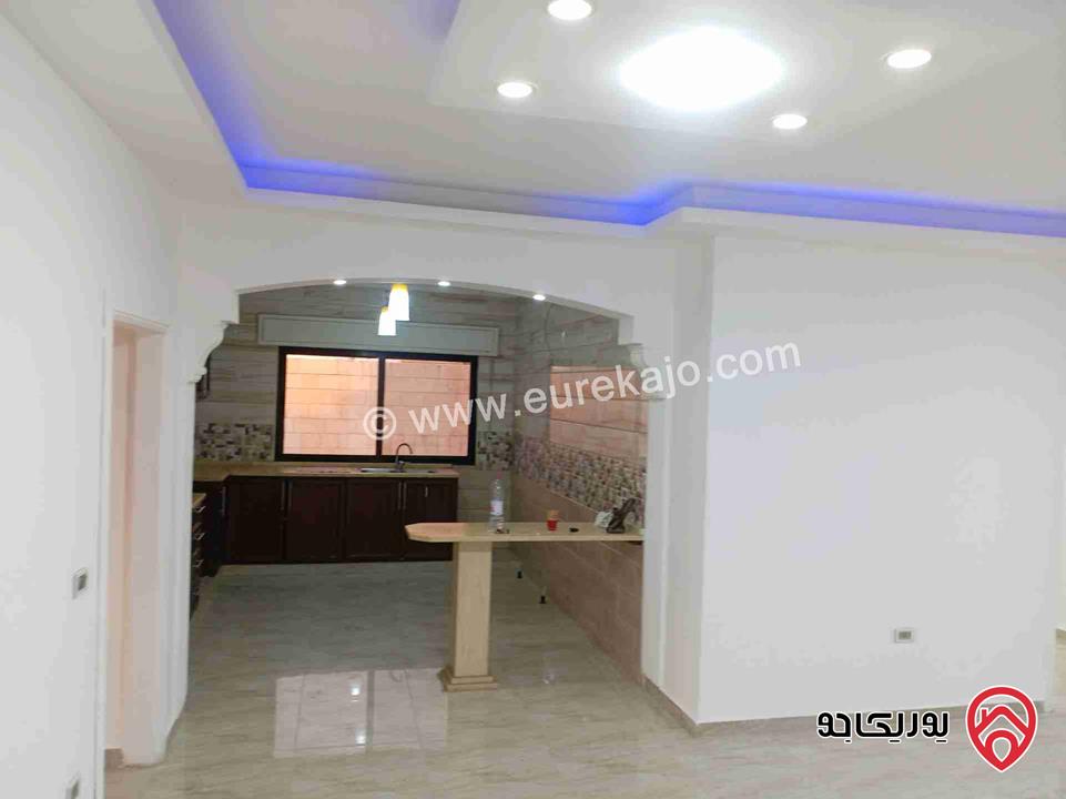 شقة طابقية مساحة 171م للبيع في عمان - تلاع العلي 