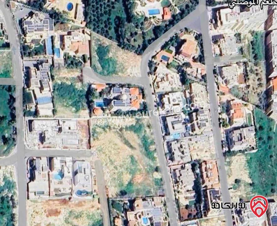 ارض مساحة 751م للبيع في عمان - دابوق بالقرب من اشارات النسر