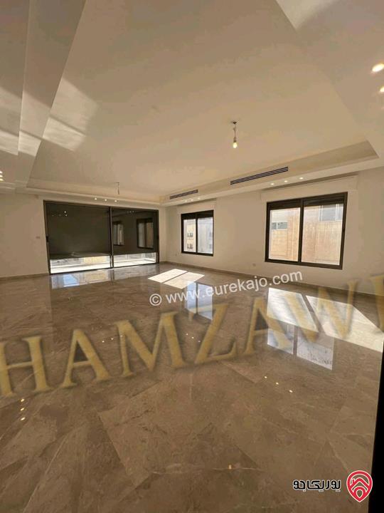 شقة سوبر ديلوكس طابق ثاني مساحة 310م للايجار في عمان - ام اذينة