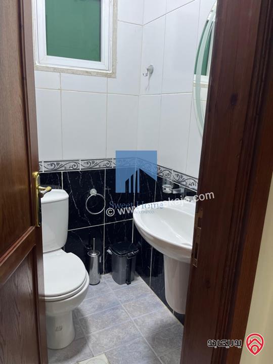 شقة مميزة للبيع في عمان - الجاردنز قرب جريدة الرأي والدستور طابق ثالث 172م مع روف ترس 60م بسعر مغري