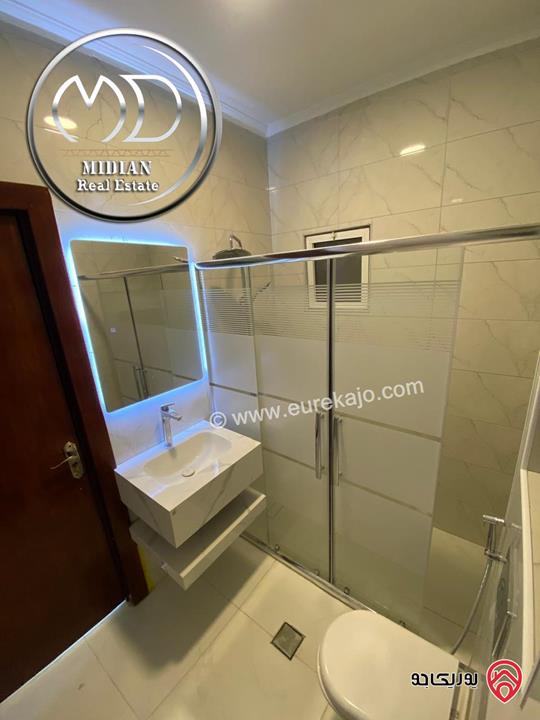 شقة فارغة للايجار في عمان - خلدا طابق اول مساحة 140م تشطيبات و ديكورات فاخرة تصلح للعرسان بسعر مميز جداً