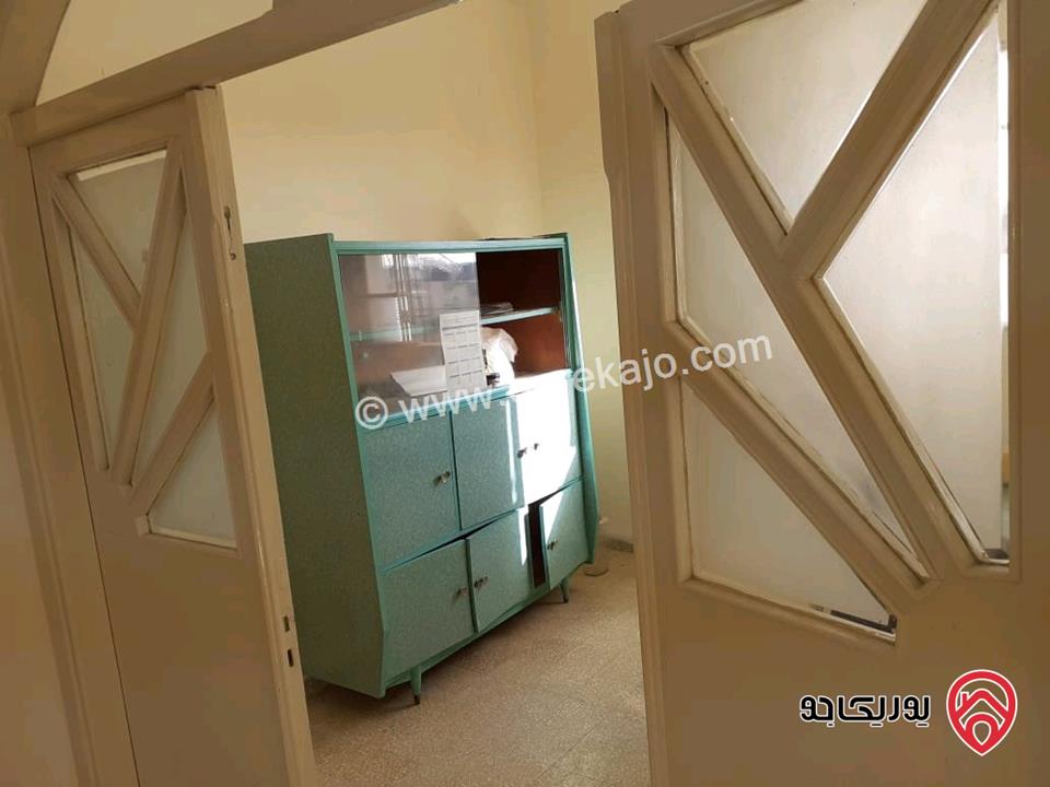 عمارة على أرض 250م للبيع في عمان - جبل النزهة